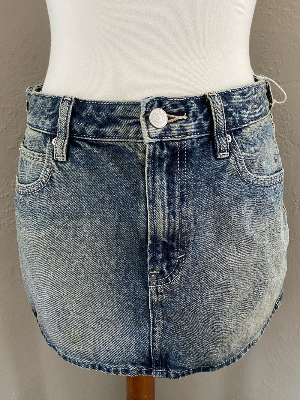 Pacsun Acid Wash Denim Jean Bella Midrise Mini Skirt Grunge Casual Chic Modern